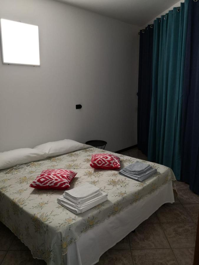 Bed and Breakfast Lux Rho Fiera à Lainate Extérieur photo