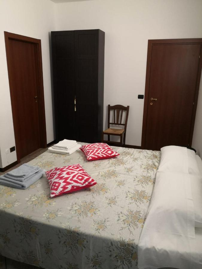 Bed and Breakfast Lux Rho Fiera à Lainate Extérieur photo