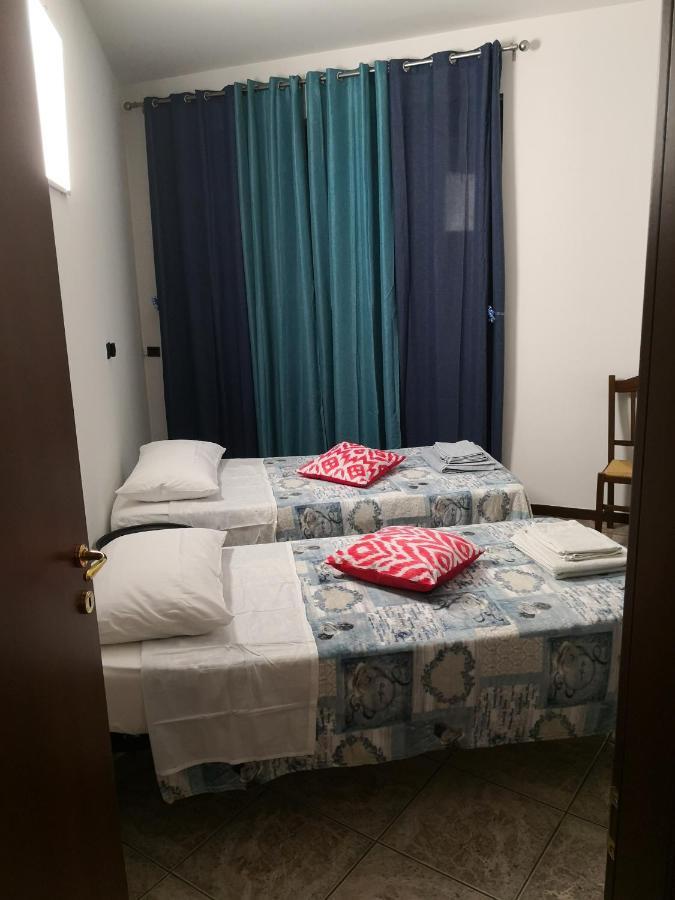 Bed and Breakfast Lux Rho Fiera à Lainate Extérieur photo